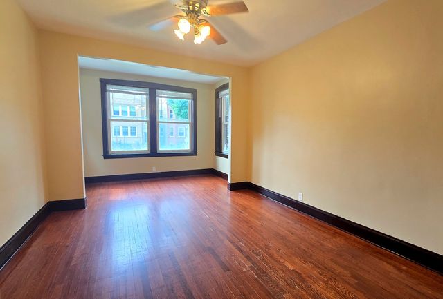 3337 N Springfield Avenue 1, Chicago, IL 60618