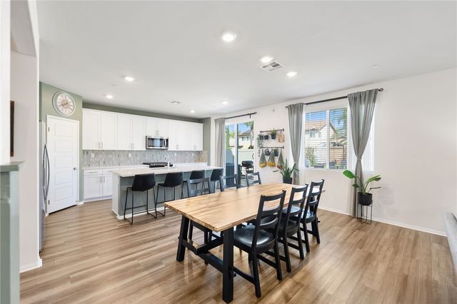 32906 Forgecroft, Menifee, CA 92584