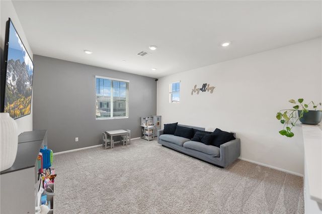 32906 Forgecroft, Menifee, CA 92584