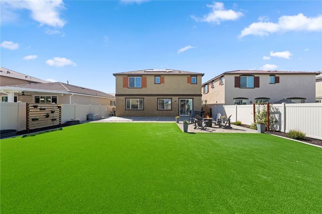 32906 Forgecroft, Menifee, CA 92584