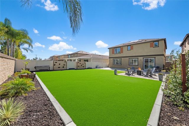 32906 Forgecroft, Menifee, CA 92584