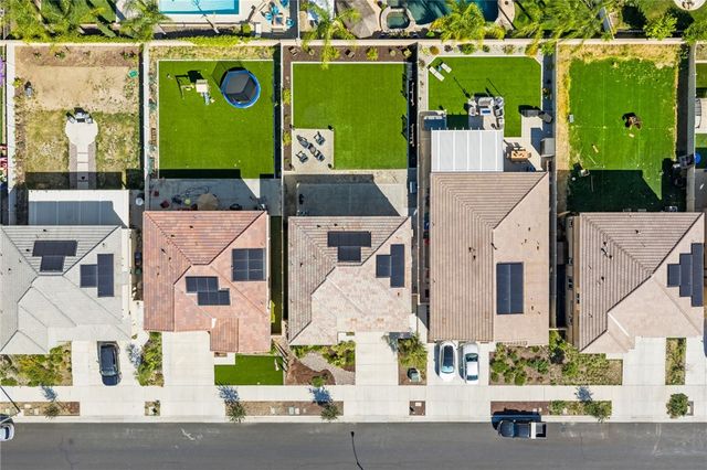 32906 Forgecroft, Menifee, CA 92584