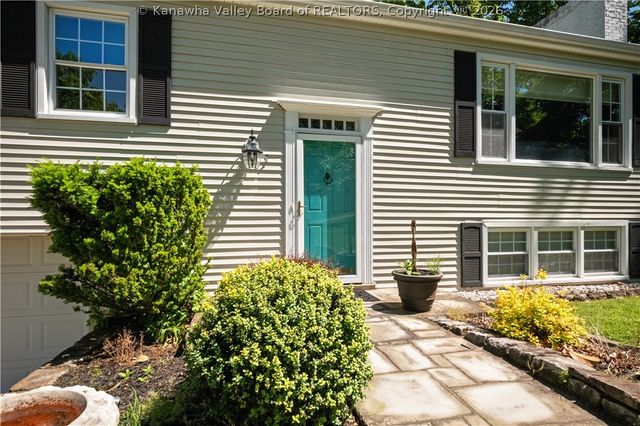1603 Wilshire Place, Charleston, WV 25314