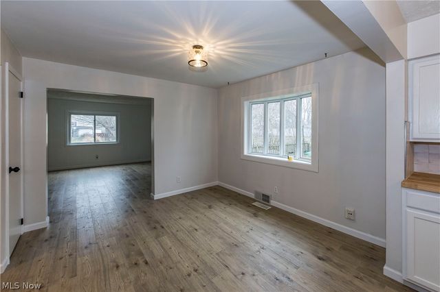 1463 4th Street, Lakemore, OH 44250