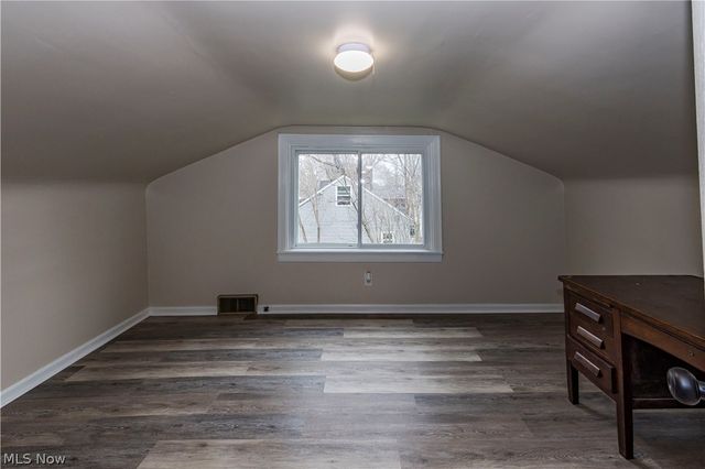 1463 4th Street, Lakemore, OH 44250