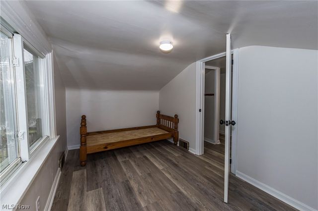 1463 4th Street, Lakemore, OH 44250