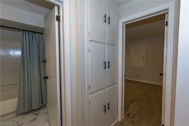 1463 4th Street, Lakemore, OH 44250