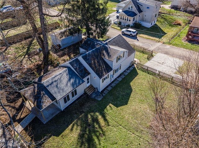 1463 4th Street, Lakemore, OH 44250