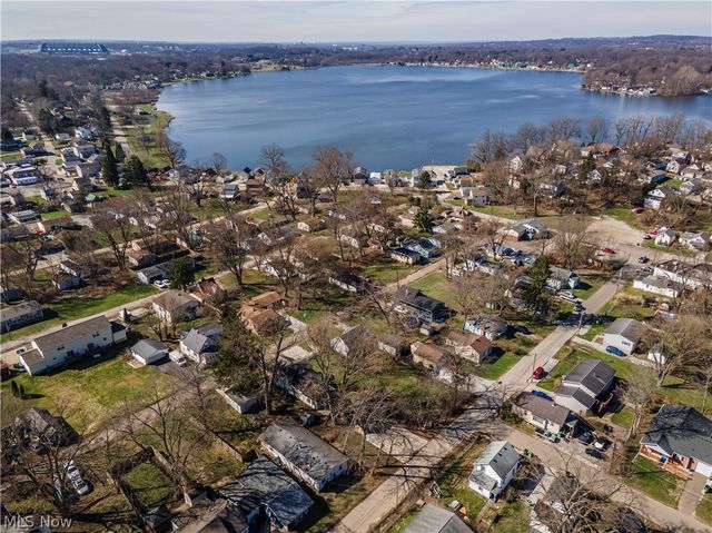 1463 4th Street, Lakemore, OH 44250