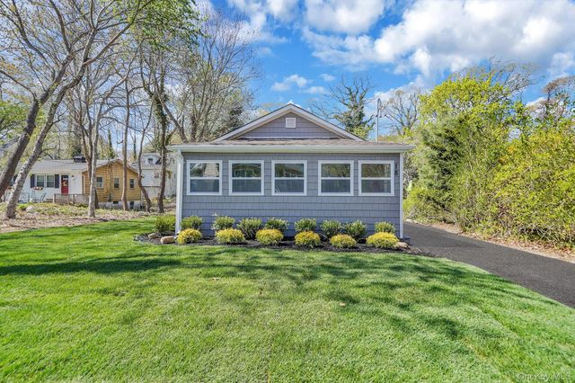 18 Cove Drive, Sound Beach, NY 11789