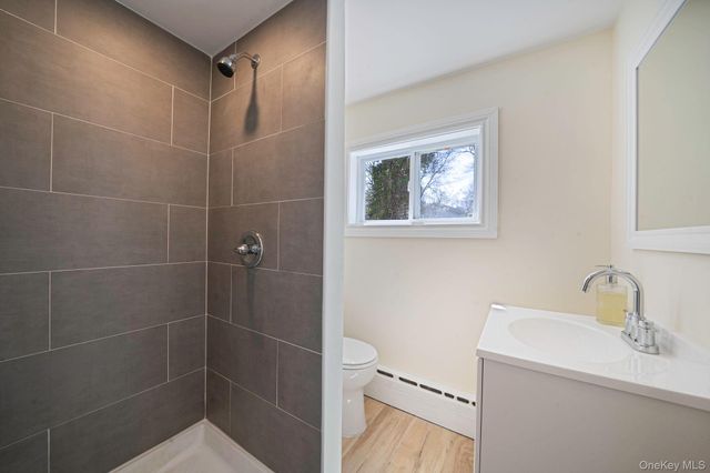 18 Cove Drive, Sound Beach, NY 11789