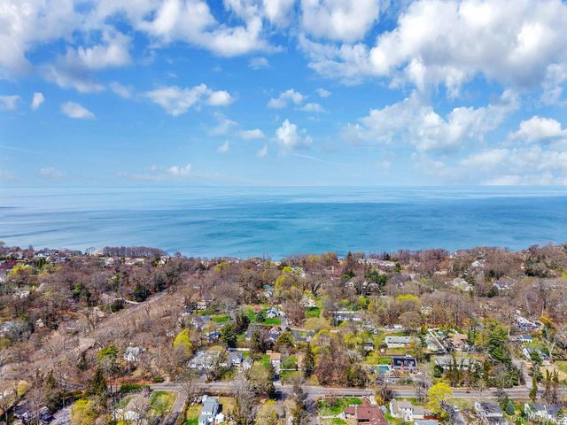 18 Cove Drive, Sound Beach, NY 11789