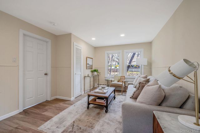 18 Cove Drive, Sound Beach, NY 11789