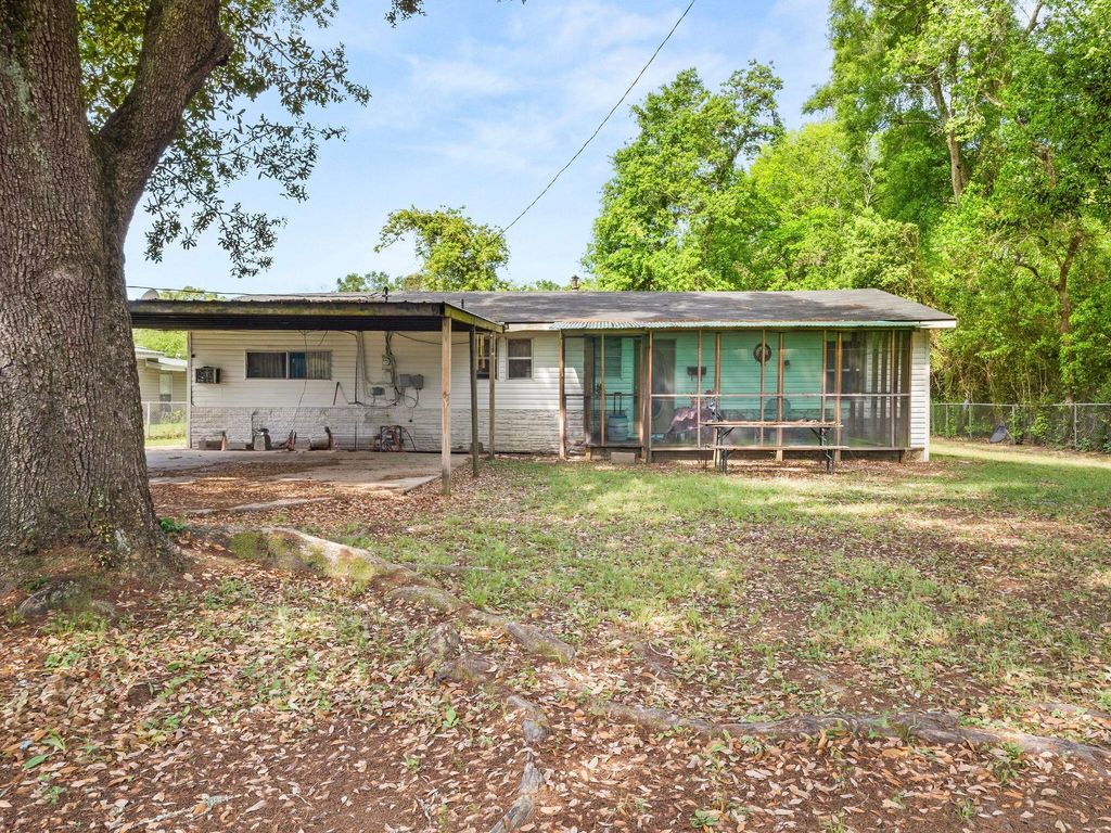 421 Pecan, Deridder, LA 70634