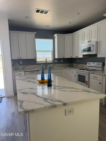 20925 79th Street, California City, CA 93505