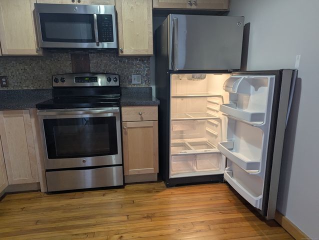 325 Lafayette Street 8106, Bridgeport, CT 06604