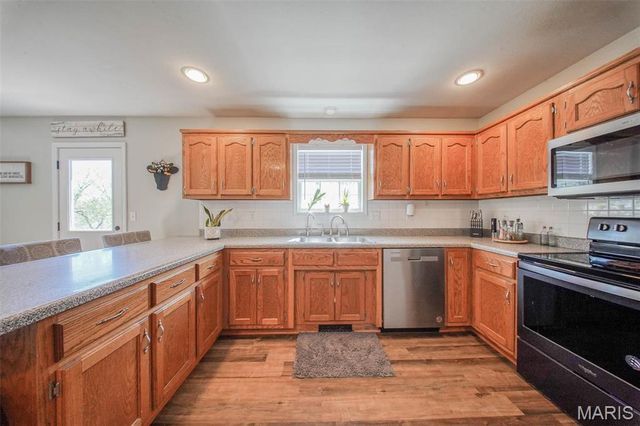 19580 Lyle Lane, Waynesville, MO 65583