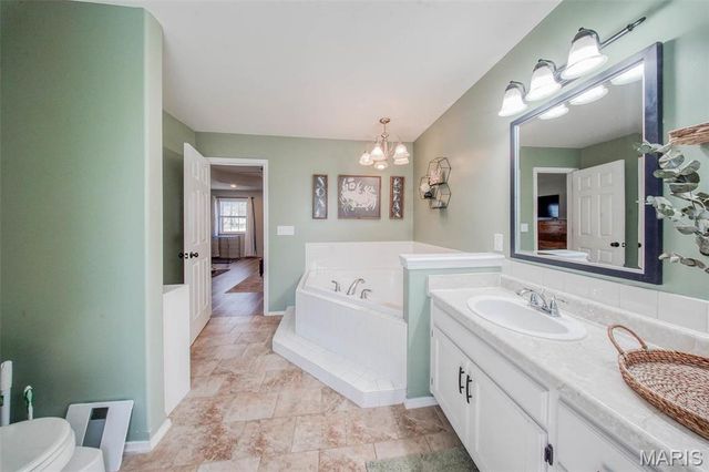 19580 Lyle Lane, Waynesville, MO 65583