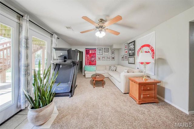 19580 Lyle Lane, Waynesville, MO 65583