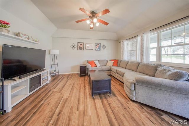 19580 Lyle Lane, Waynesville, MO 65583