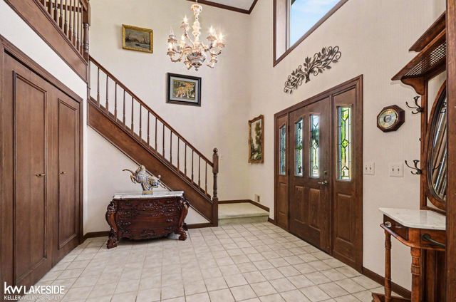 47744 Westlake Drive, Shelby Twp, MI 48315