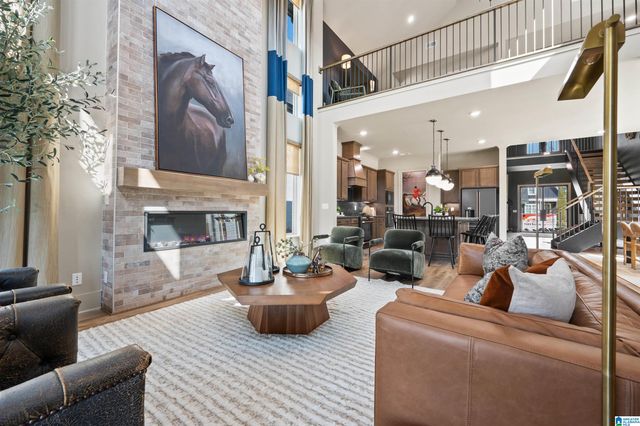 1900 WATERLOO LANE, Hoover, AL 35244