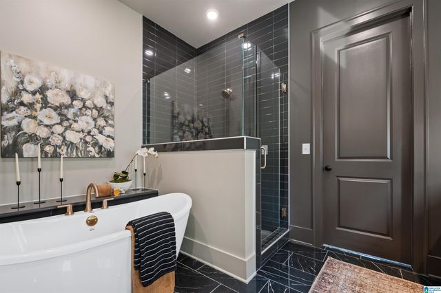 1900 WATERLOO LANE, Hoover, AL 35244