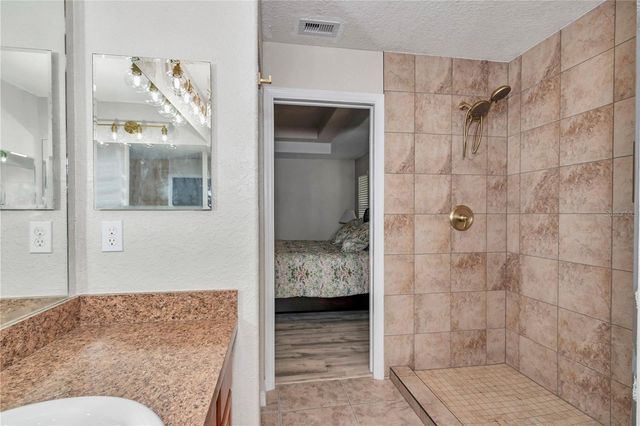 12439 NE 48TH CIRCLE, Oxford, FL 34484
