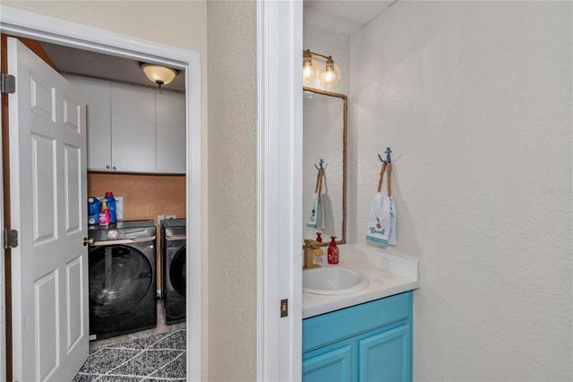 12439 NE 48TH CIRCLE, Oxford, FL 34484