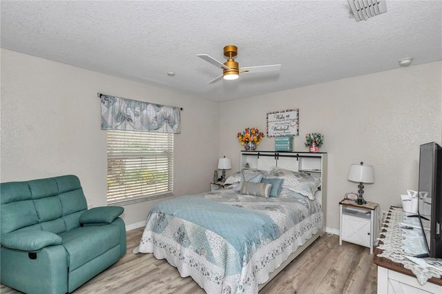12439 NE 48TH CIRCLE, Oxford, FL 34484