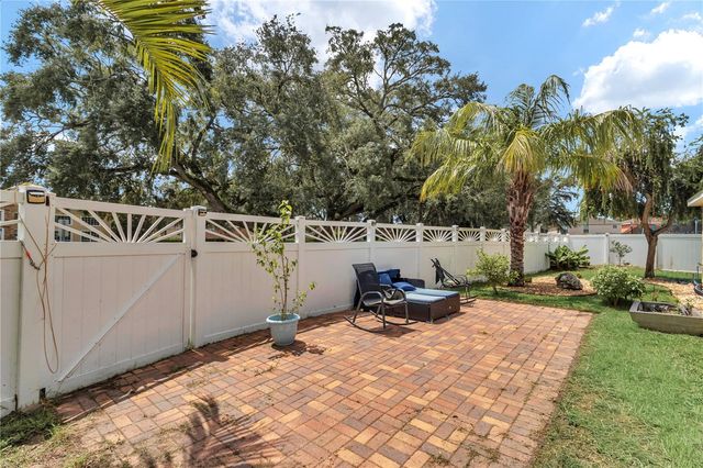 12439 NE 48TH CIRCLE, Oxford, FL 34484
