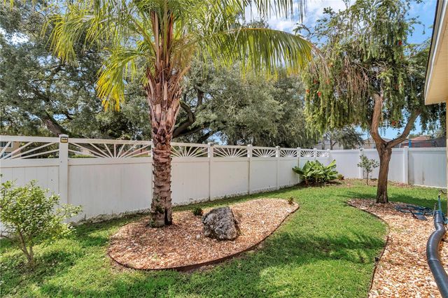 12439 NE 48TH CIRCLE, Oxford, FL 34484