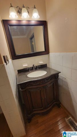 1729 34TH STREET, Birmingham, AL 35208