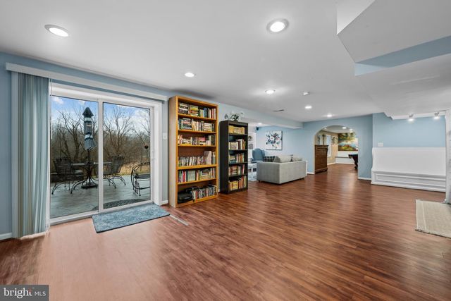 329 BRAEBURN CT, Walkersville, MD 21793