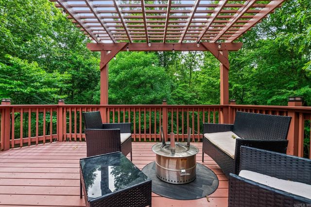 1172 Rocky Mountain Road, Benton, AR 72019