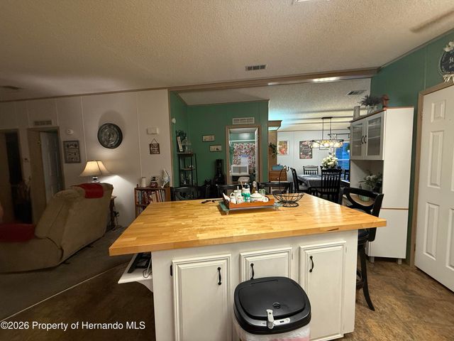 7405 Western Circle Drive, Brooksville, FL 34613