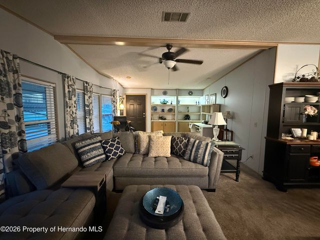 7405 Western Circle Drive, Brooksville, FL 34613