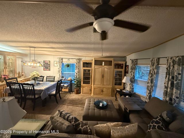 7405 Western Circle Drive, Brooksville, FL 34613