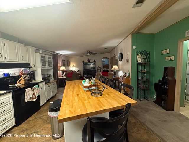 7405 Western Circle Drive, Brooksville, FL 34613