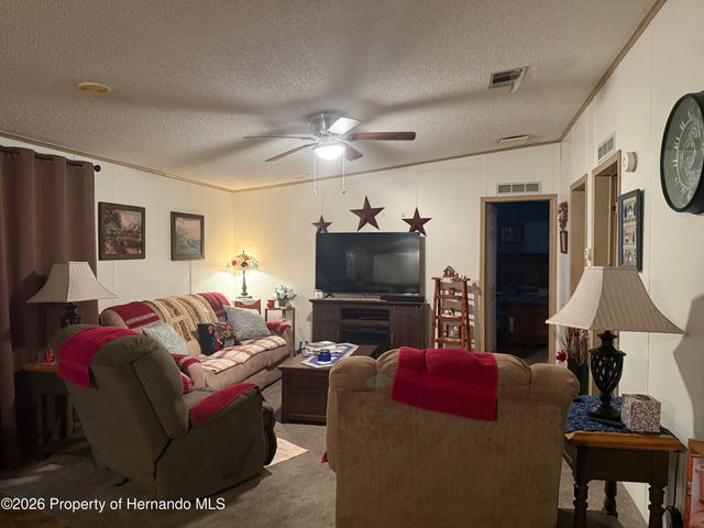 7405 Western Circle Drive, Brooksville, FL 34613