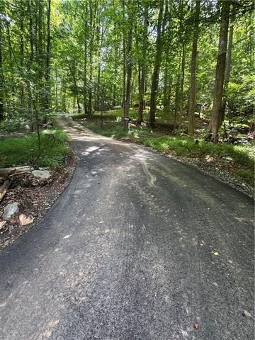 195 Chestatee Drive, Dahlonega, GA 30533
