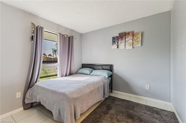 7393-7385 Albany RD, Fort Myers, FL 33967