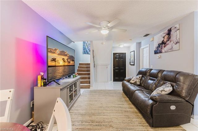 7393-7385 Albany RD, Fort Myers, FL 33967