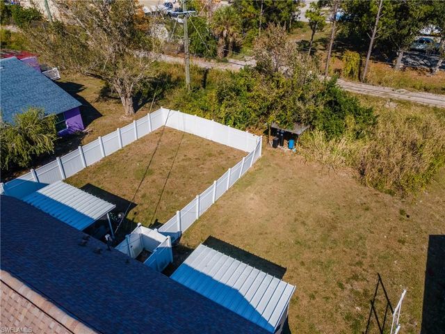 7393-7385 Albany RD, Fort Myers, FL 33967