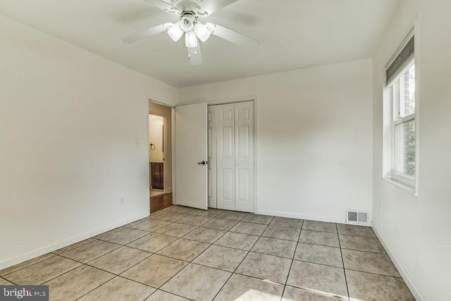 6306 YELLOWSTONE DR, Alexandria, VA 22312