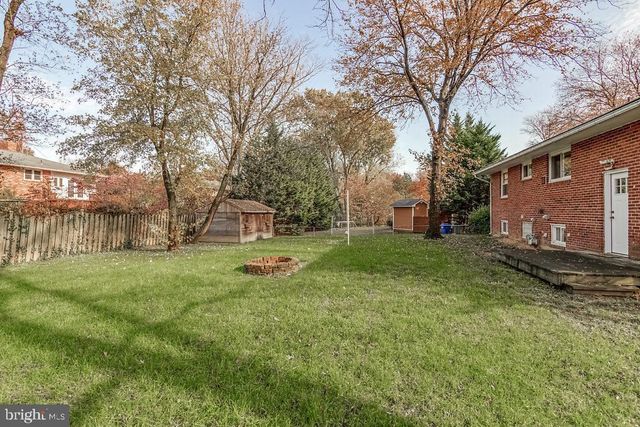 6306 YELLOWSTONE DR, Alexandria, VA 22312