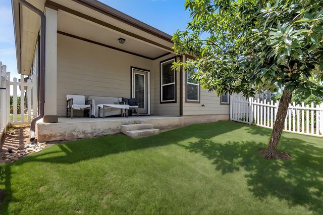711 Rolling Oak DR 123, Round Rock, TX 78664