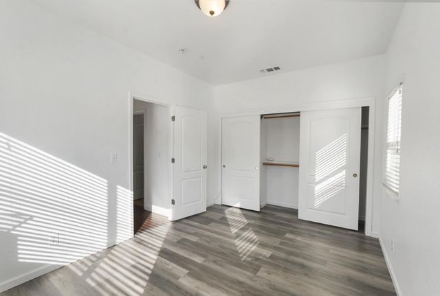 3258 Lemmons St, Riverbank, CA 95367