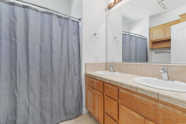 3258 Lemmons St, Riverbank, CA 95367