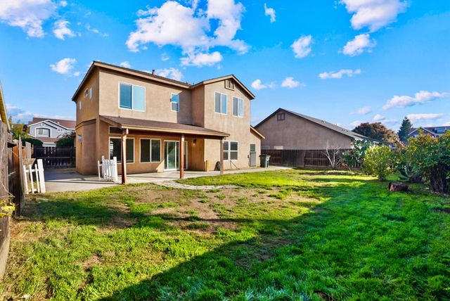 3258 Lemmons St, Riverbank, CA 95367